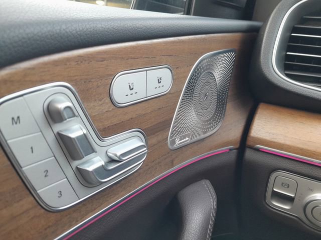 Used 2021 Mercedes-Benz GLE 350 4MATIC w/ Premium Package image 5