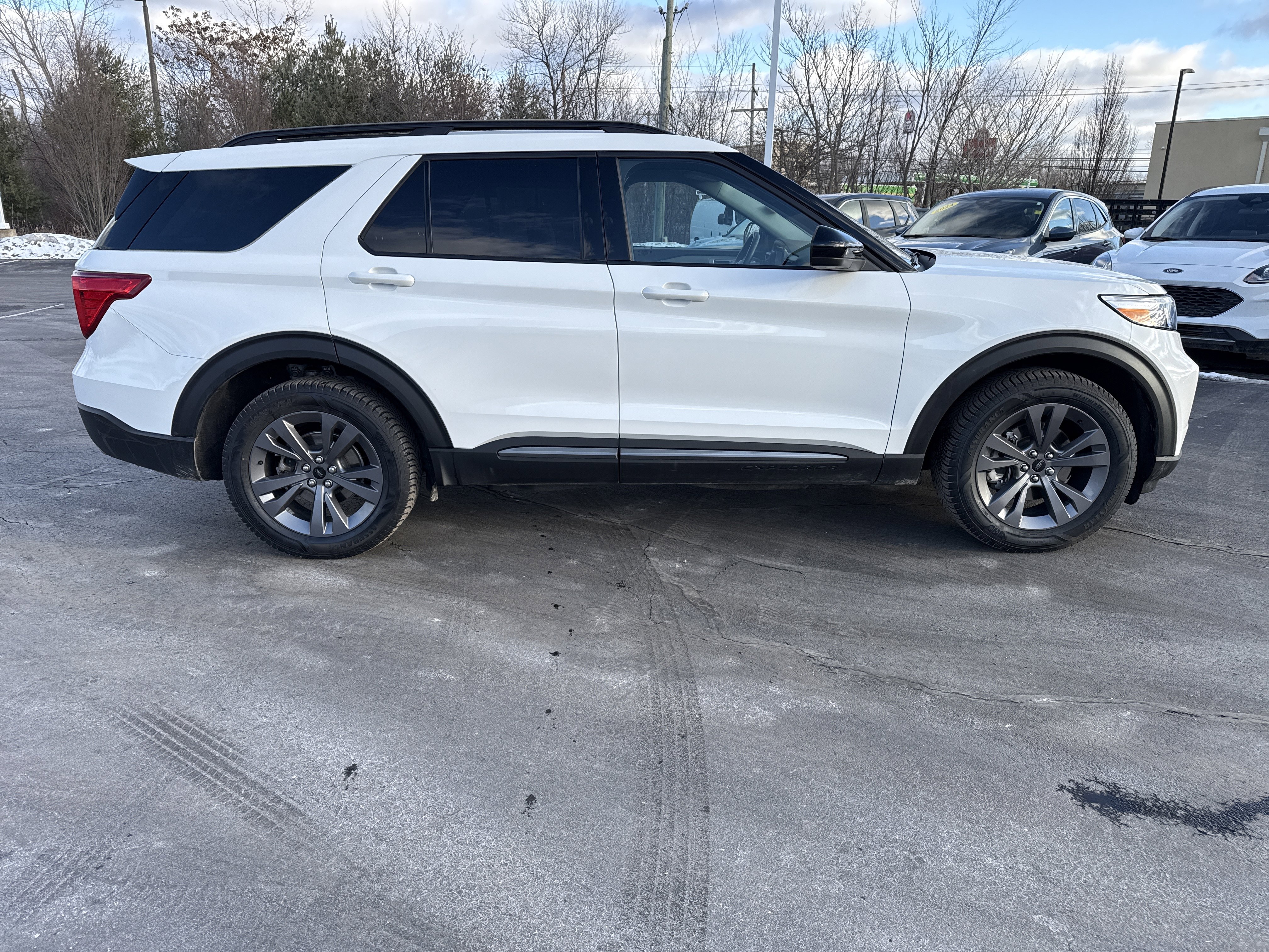 Certified 2023 Ford Explorer XLT w/ Equipment Group 202A image 10