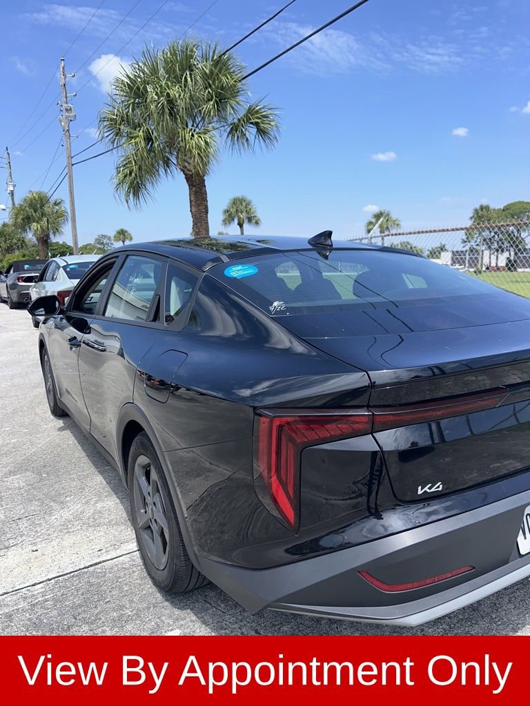 Used 2025 Kia K4 FWD image 7