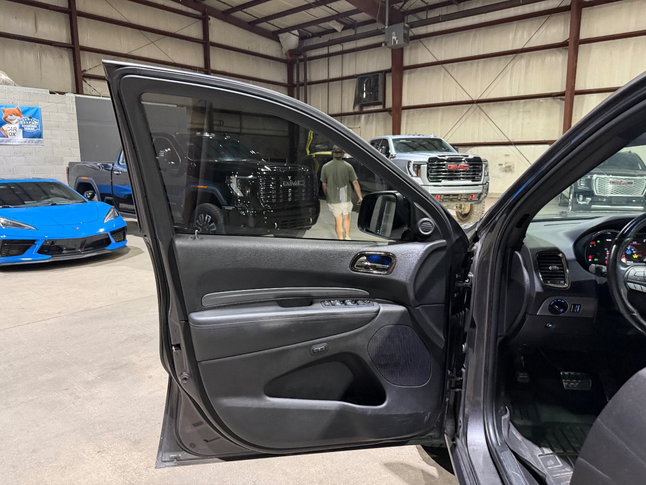 Used 2020 Dodge Durango R/T w/ Blacktop Package AWD/4WD image 12