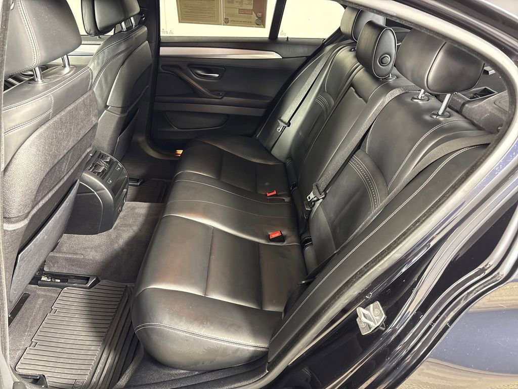 Used 2015 BMW 535i xDrive Sedan image 32