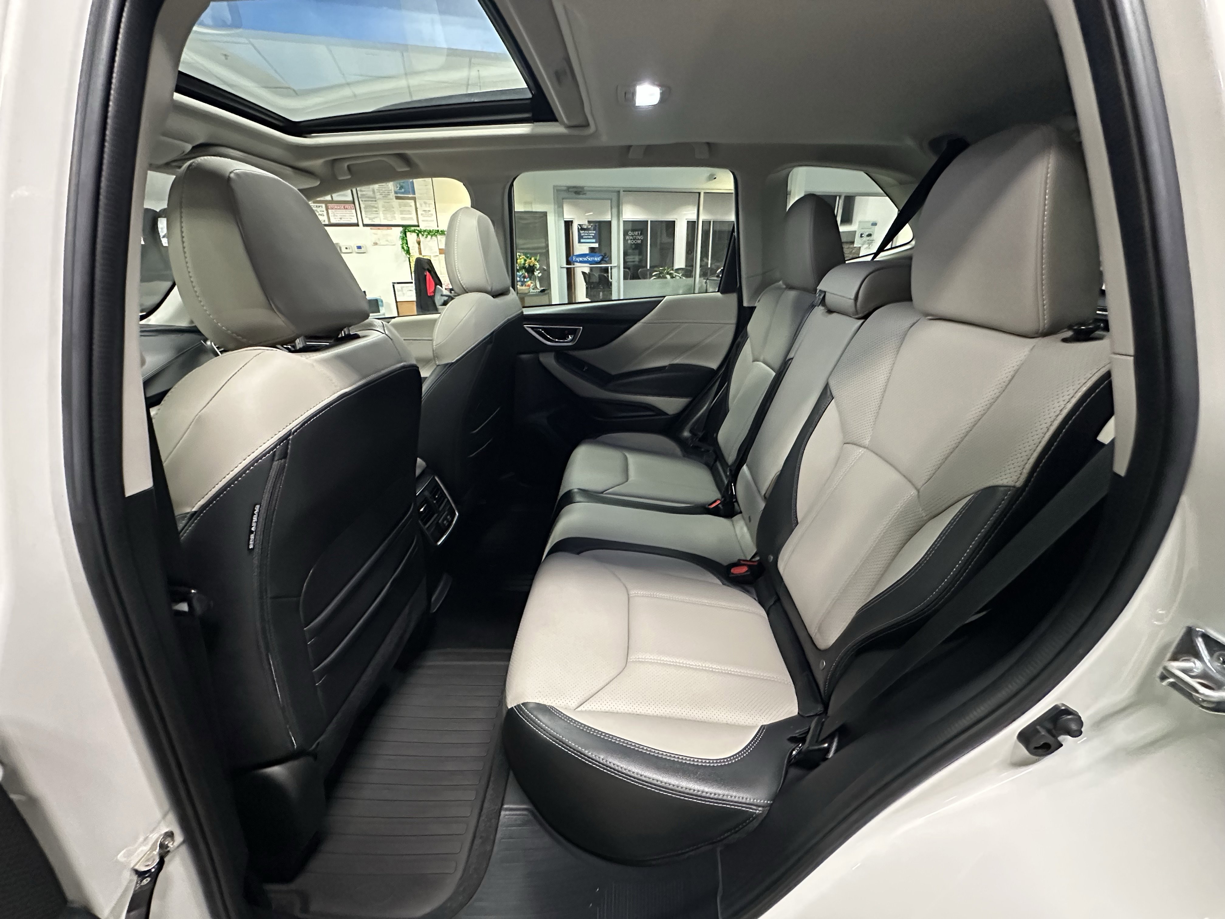 Used 2023 Subaru Forester Limited image 19