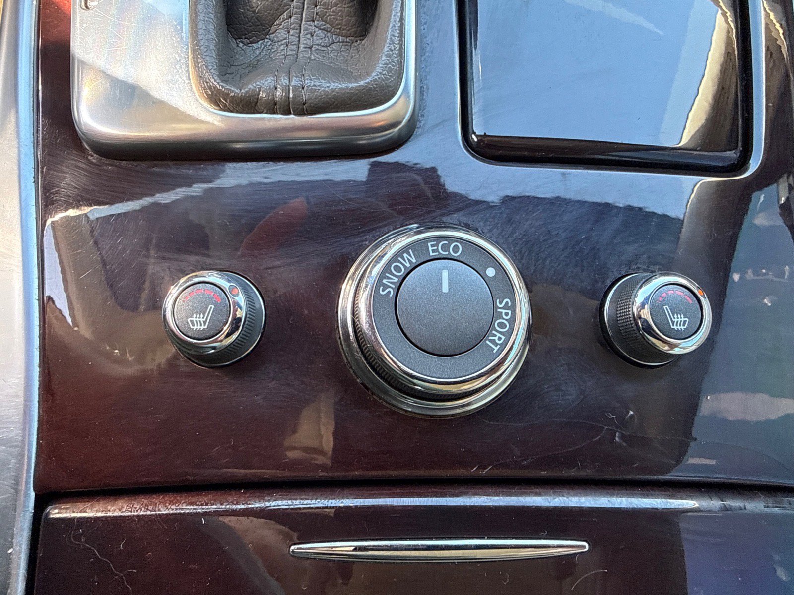 Used 2011 INFINITI M37 image 22
