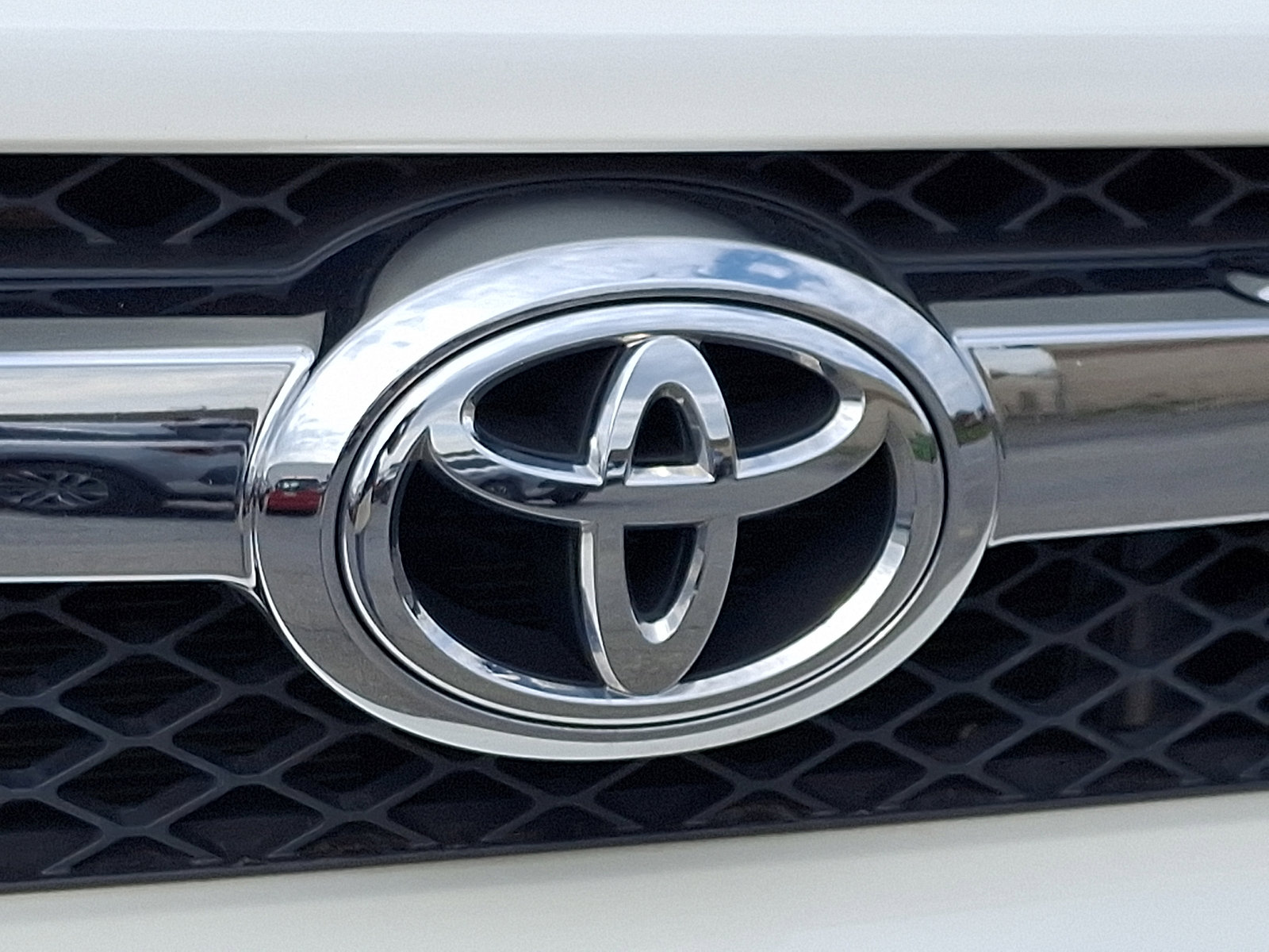 Used 2010 Toyota 4Runner SR5 image 35