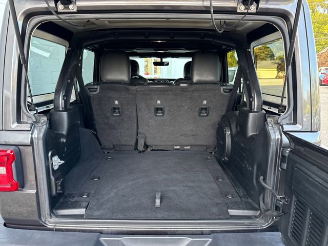 Used 2018 Jeep Wrangler Unlimited Sahara image 14