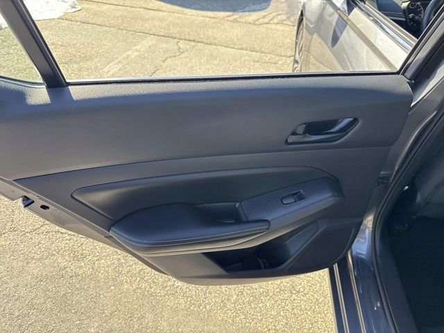 Used 2024 Nissan Altima 2.5 SV image 19