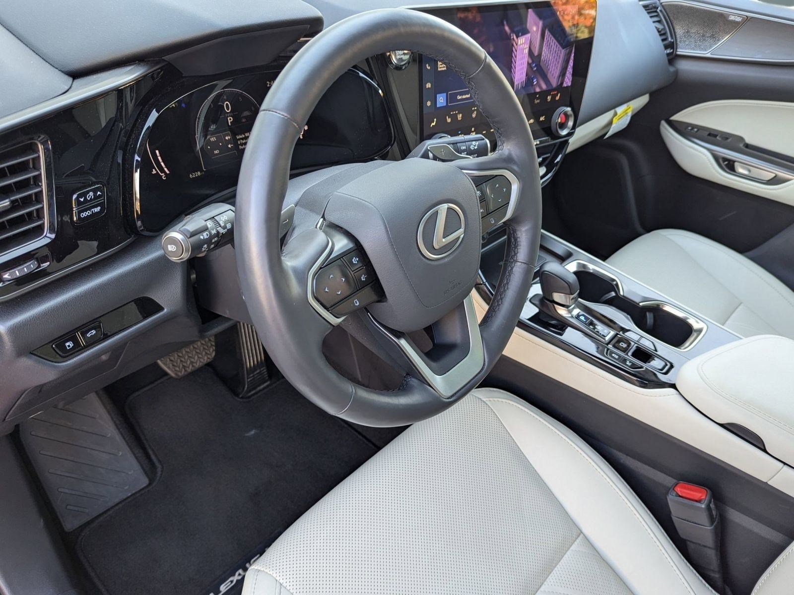 Used 2025 Lexus NX 350 AWD w/ Luxury Package image 4