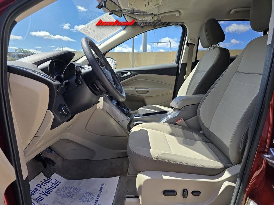 Used 2014 Ford Escape SE image 5