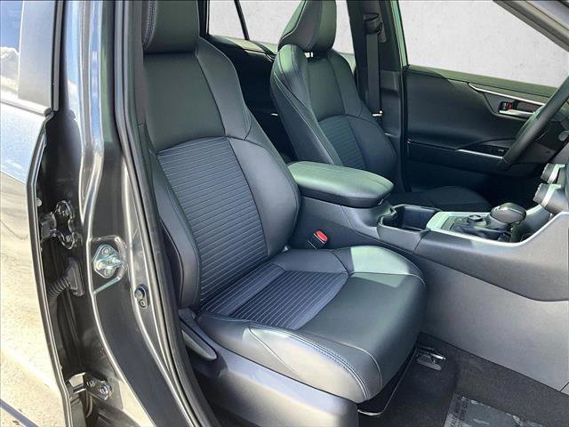 Used 2025 Toyota RAV4 XSE w/ Advanced Technology Package image 9