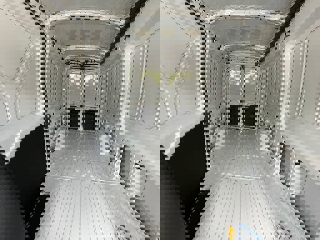 New 2025 Ford Transit 250 148 Medium Roof image 21