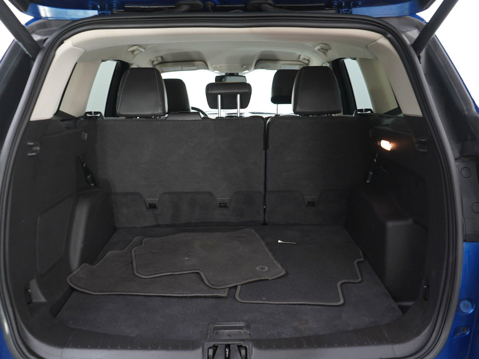 Used 2017 Ford Escape Titanium AWD/4WD image 9