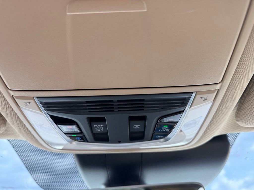 Used 2021 Acura RDX w/ Technology Package image 22