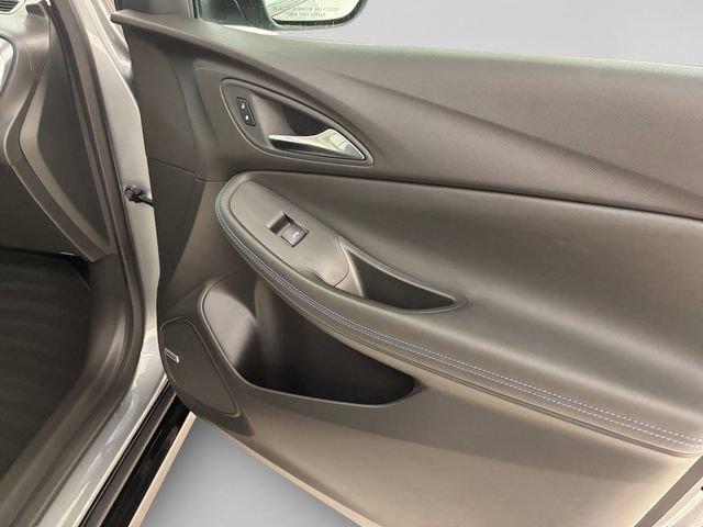 Used 2025 Buick Encore GX Sport Touring w/ Experience Buick Package AWD/4WD image 15