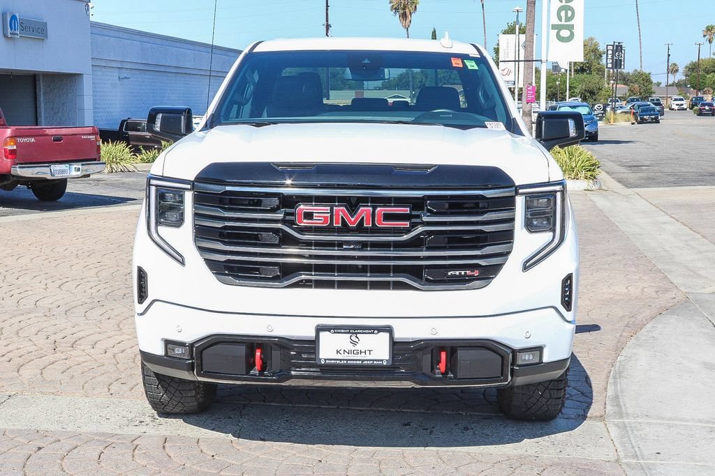 Used 2025 GMC Sierra 1500 AT4 AWD/4WD image 3