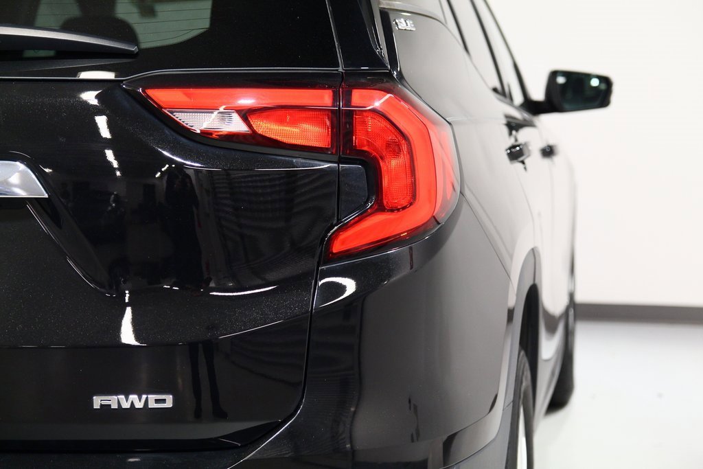 Used 2019 GMC Terrain SLE w/ Driver Convenience Package image 12