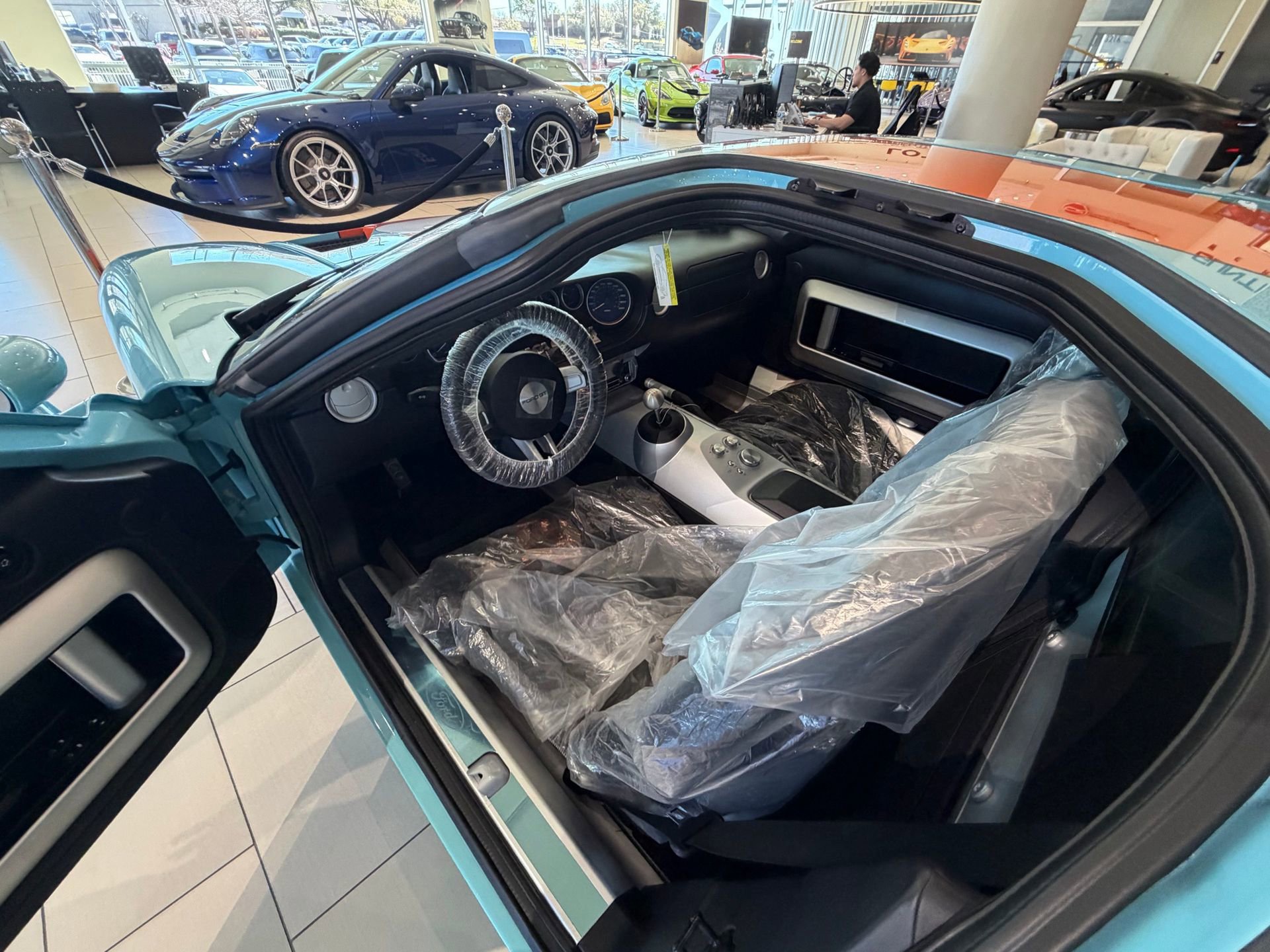 Used 2006 Ford GT RWD image 95