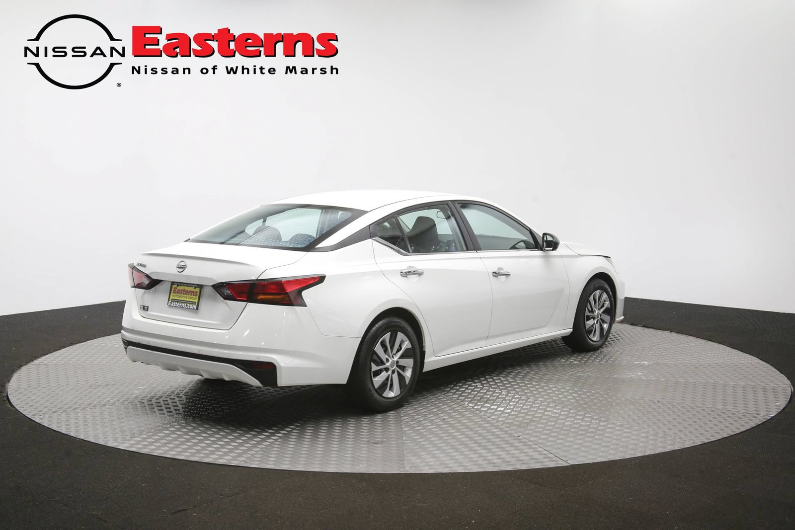 Used 2024 Nissan Altima 2.5 S FWD image 39