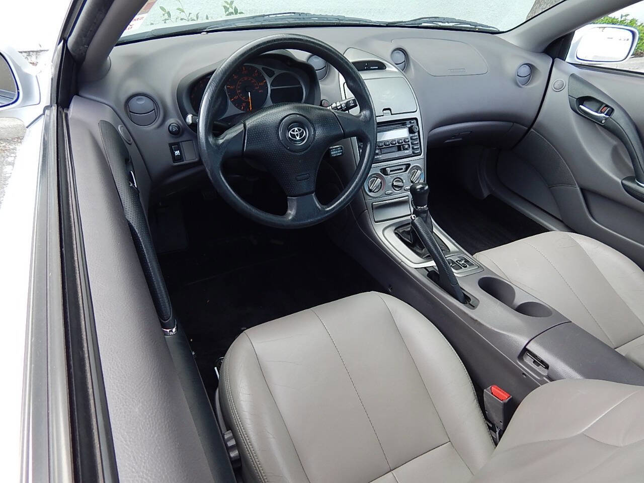 Used 2002 Toyota Celica GT image 12