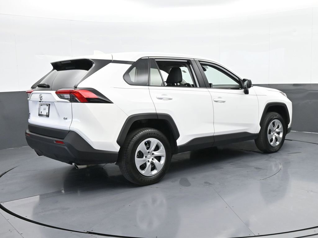 Used 2023 Toyota RAV4 LE image 6