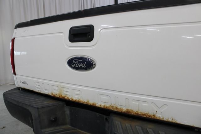 Used 2015 Ford F250 XL w/ Snow Plow Prep Package image 26