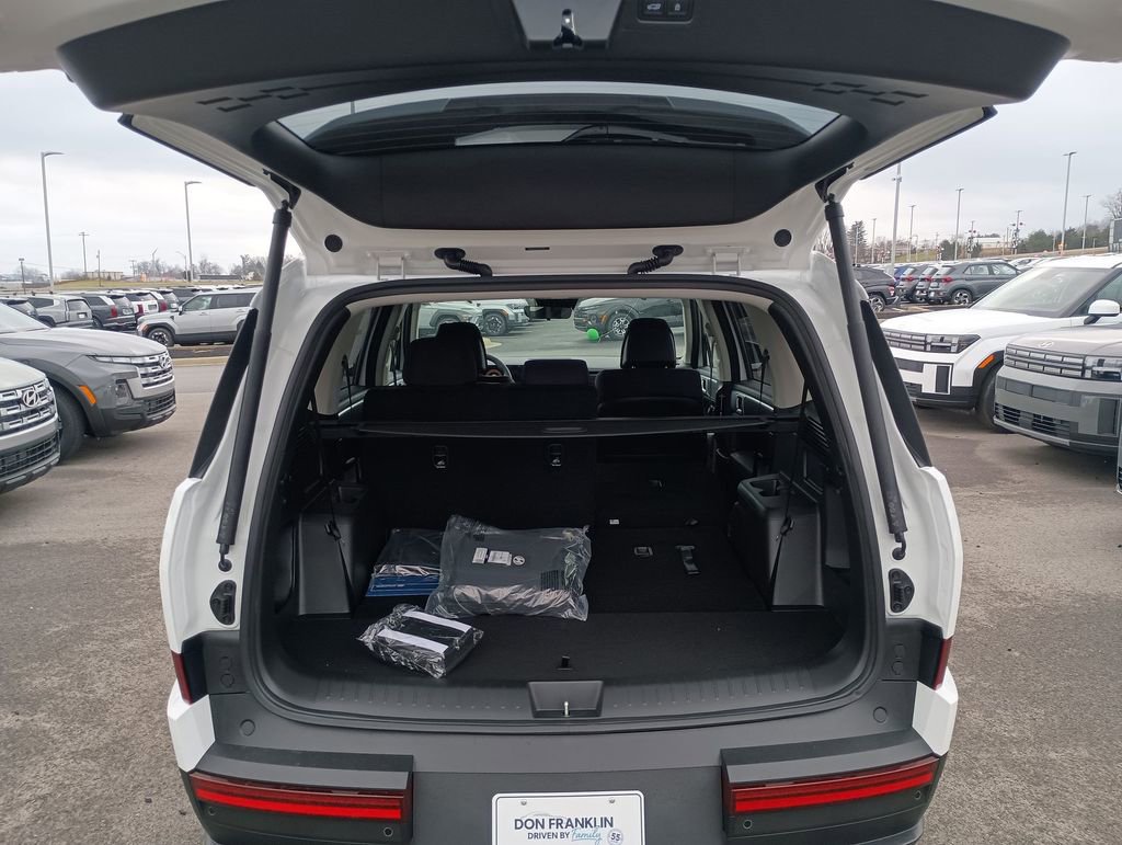 New 2026 Hyundai Santa Fe SE image 29