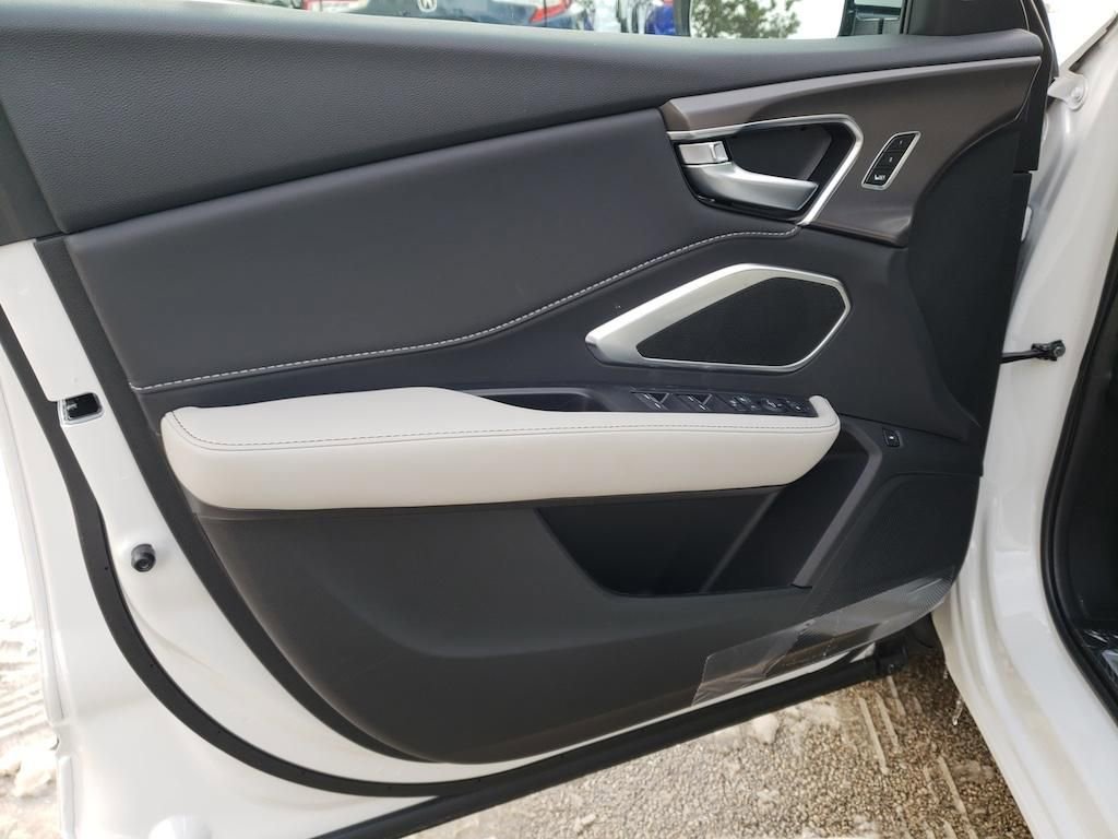 New 2026 Acura RDX SH-AWD image 10