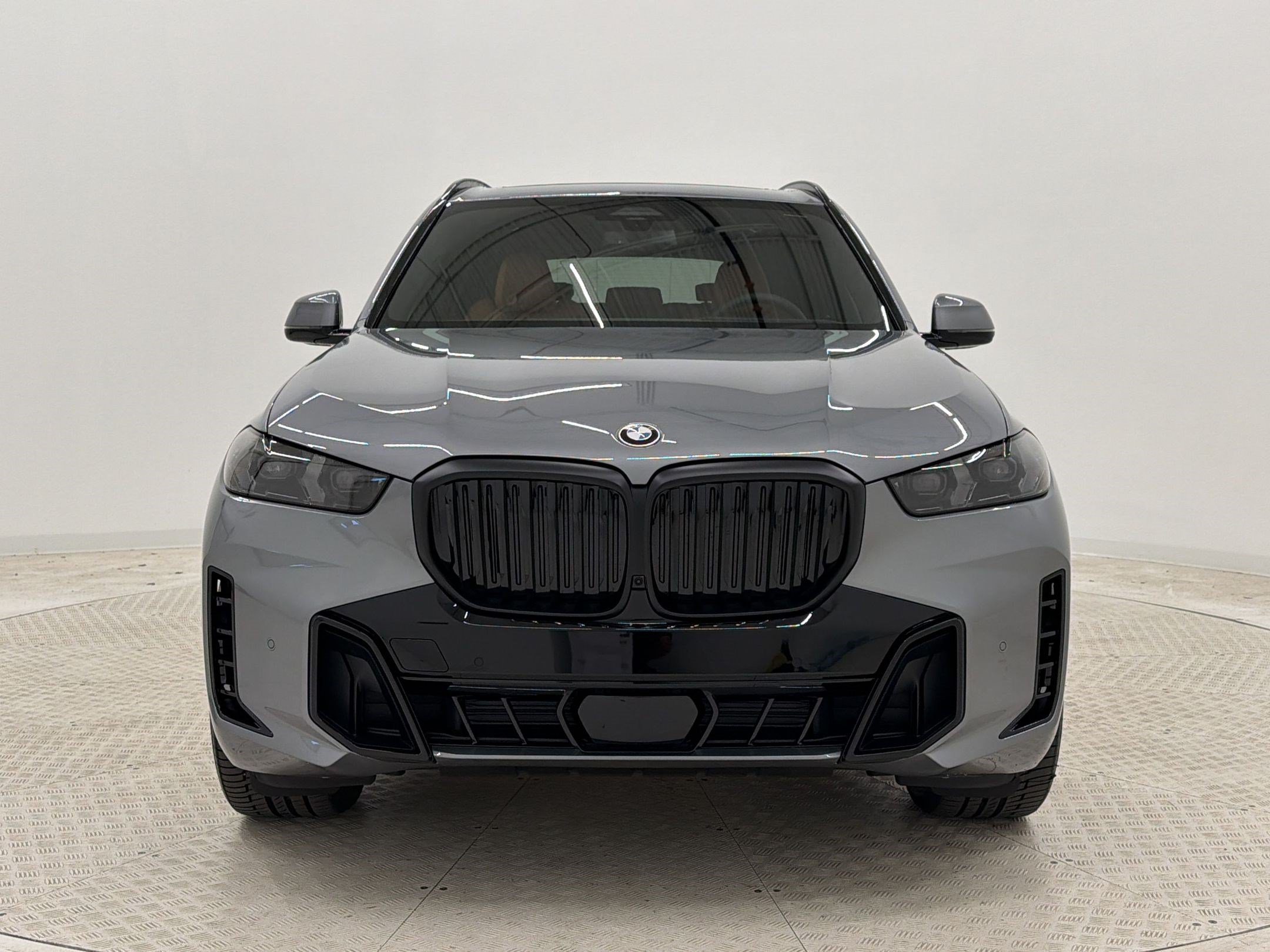 New 2026 BMW X5 xDrive40i w/ M Sport Package AWD/4WD image 6