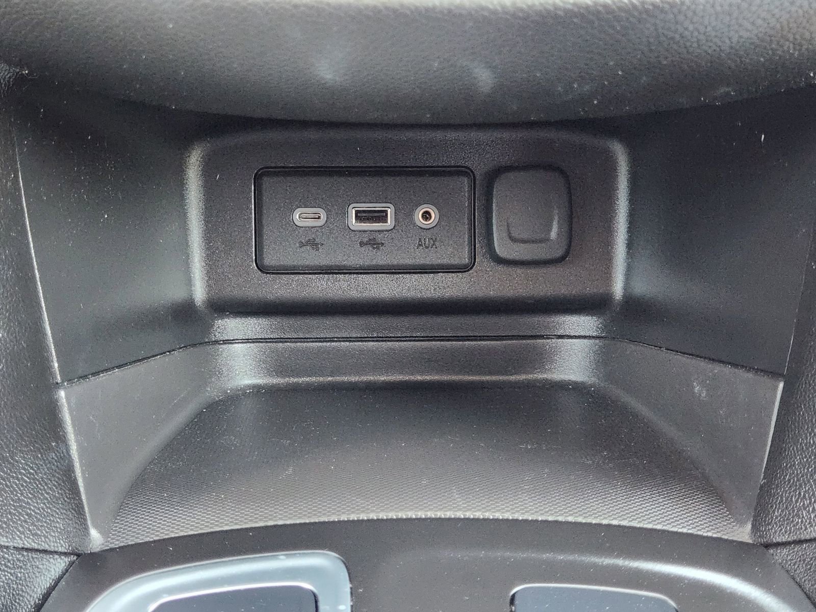 Used 2022 Chevrolet Equinox LT image 21