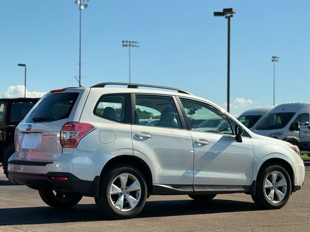 Used 2015 Subaru Forester 2.5i w/ Alloy Wheel Package AWD/4WD image 32
