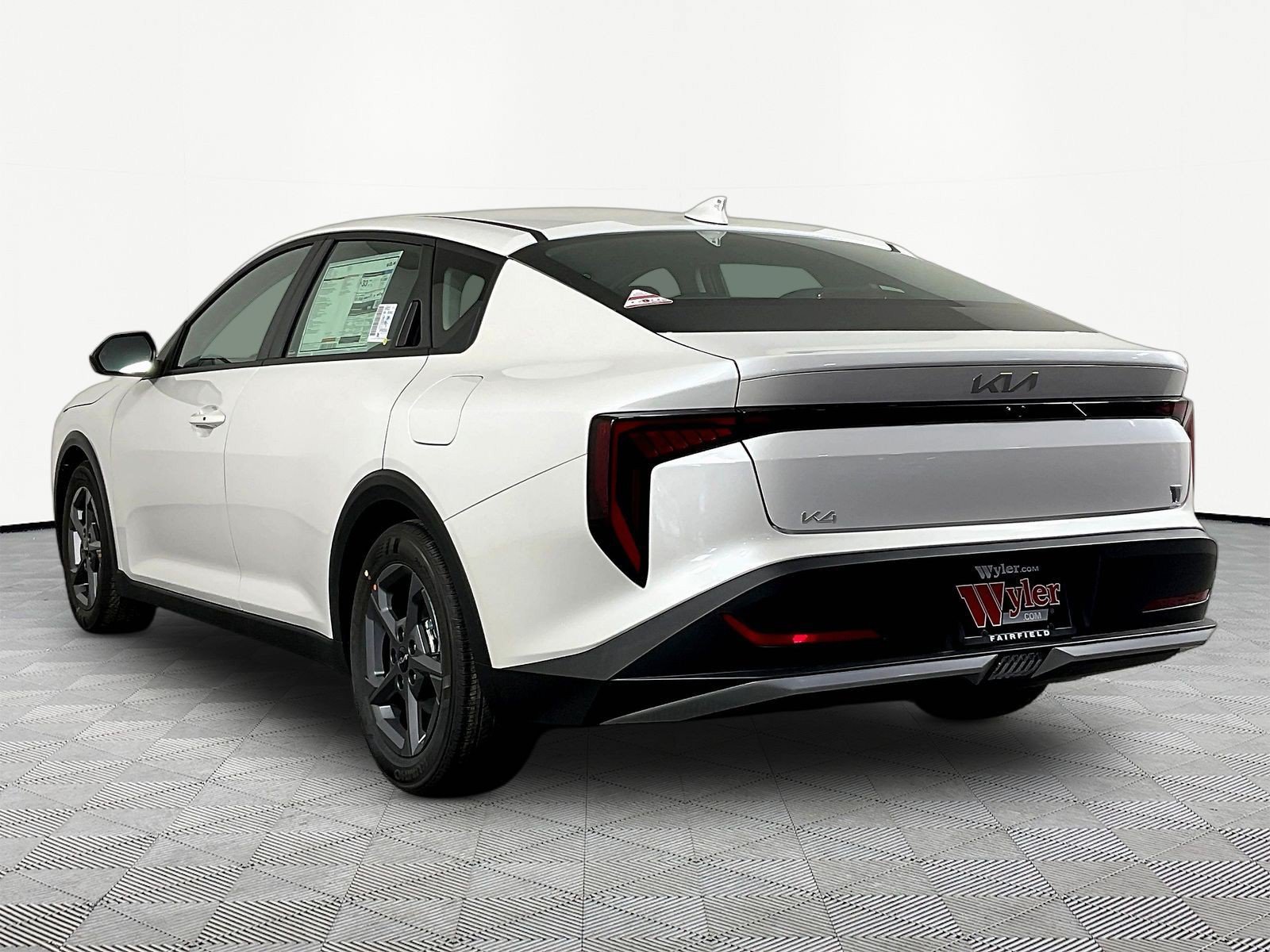 New 2026 Kia K4 FWD image 4