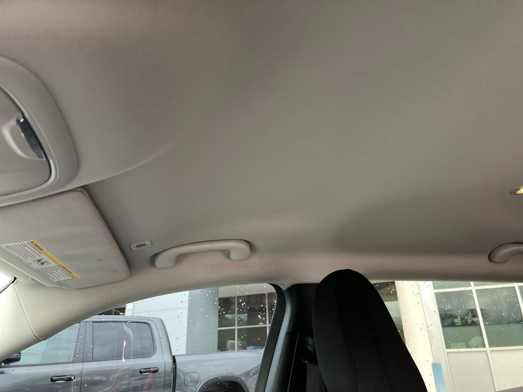 Used 2019 Jeep Cherokee Latitude w/ Popular Appearance Group FWD image 24
