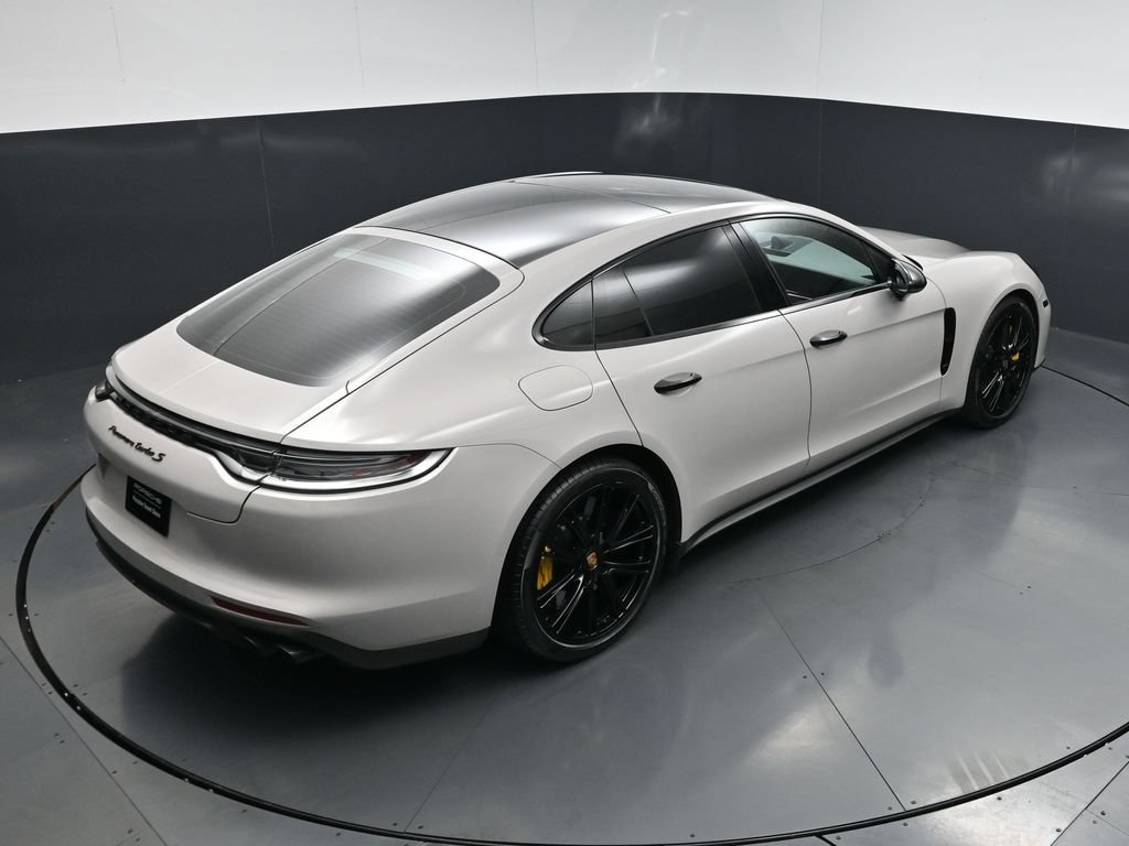 Certified 2022 Porsche Panamera Turbo S w/ Assistance Package AWD/4WD image 22