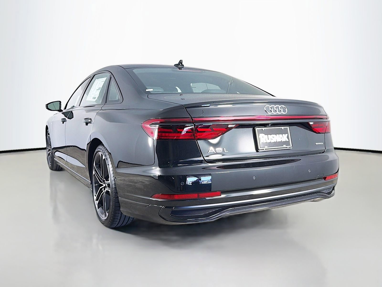 New 2026 Audi A8 L 3.0T image 5