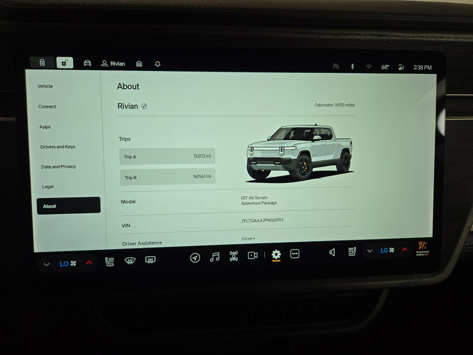 Used 2023 Rivian R1T Adventure AWD/4WD image 27