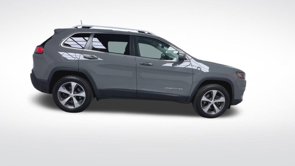 Used 2020 Jeep Cherokee Limited image 9