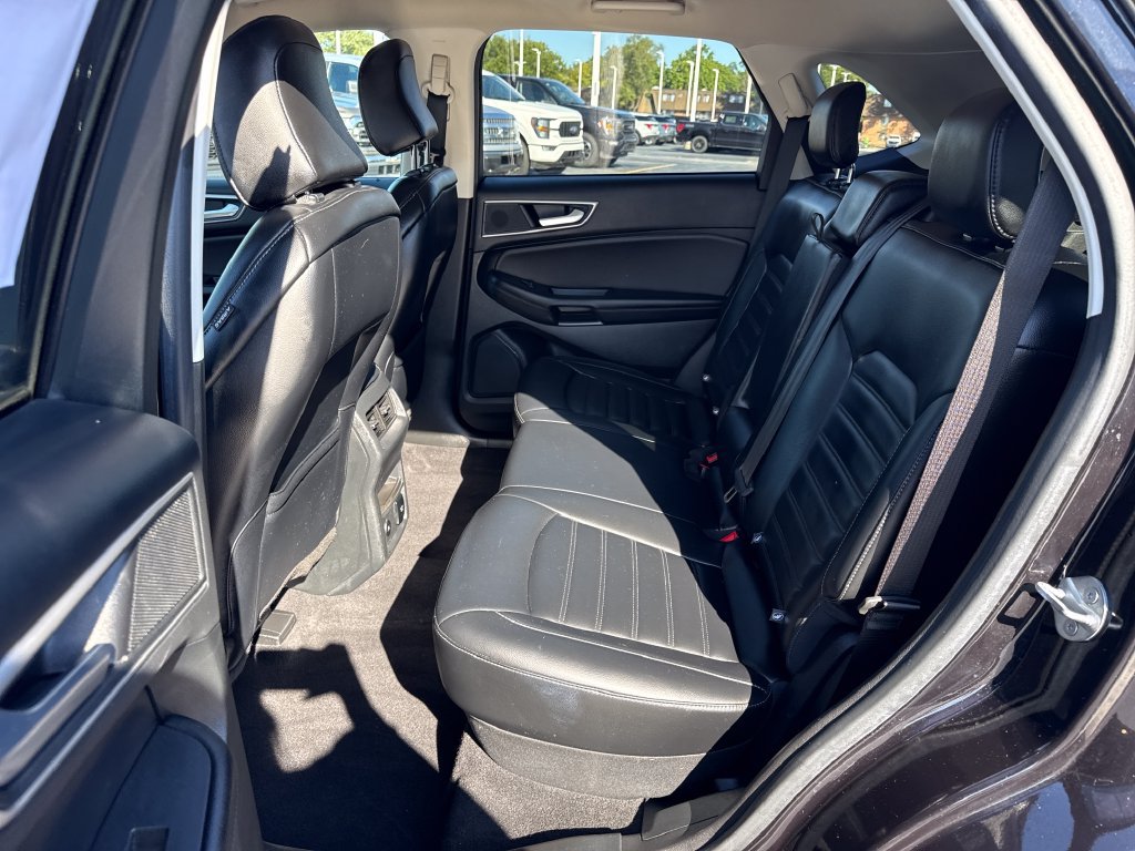 Used 2023 Ford Edge SEL w/ Convenience Package AWD/4WD image 16