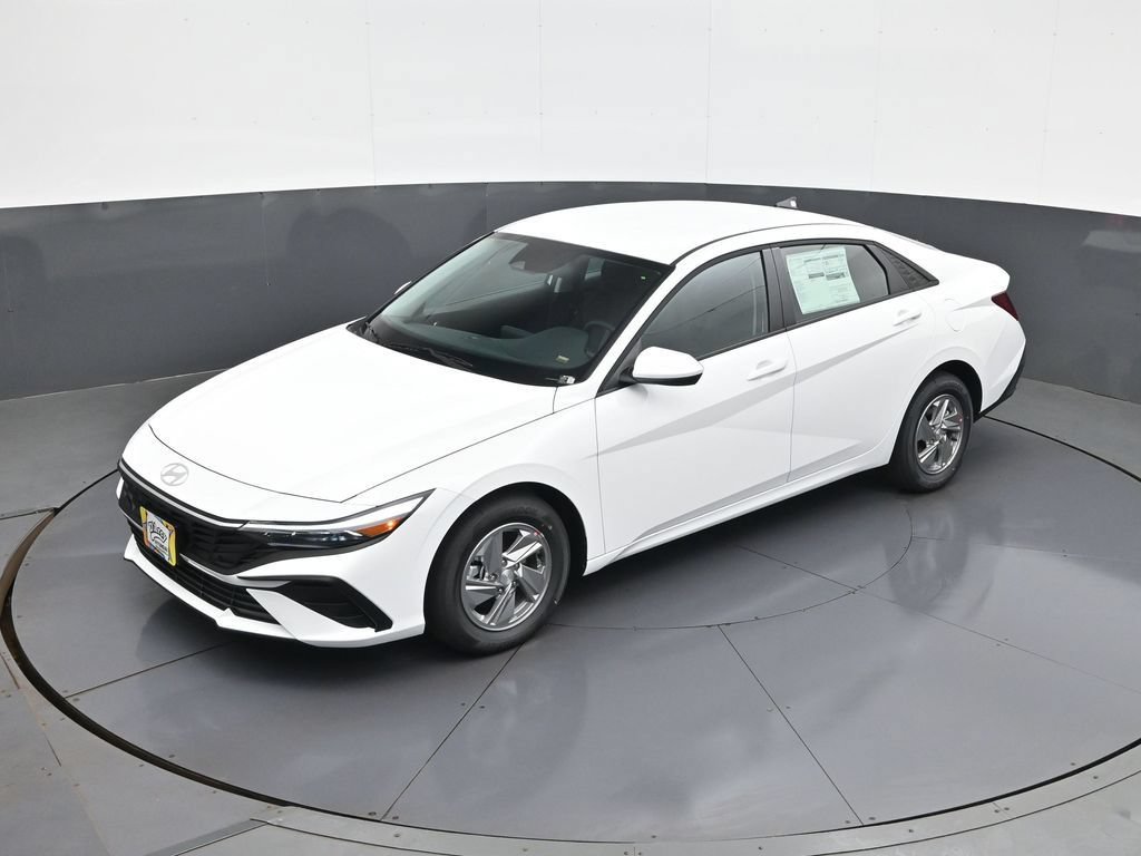 New 2026 Hyundai Elantra SE FWD image 13