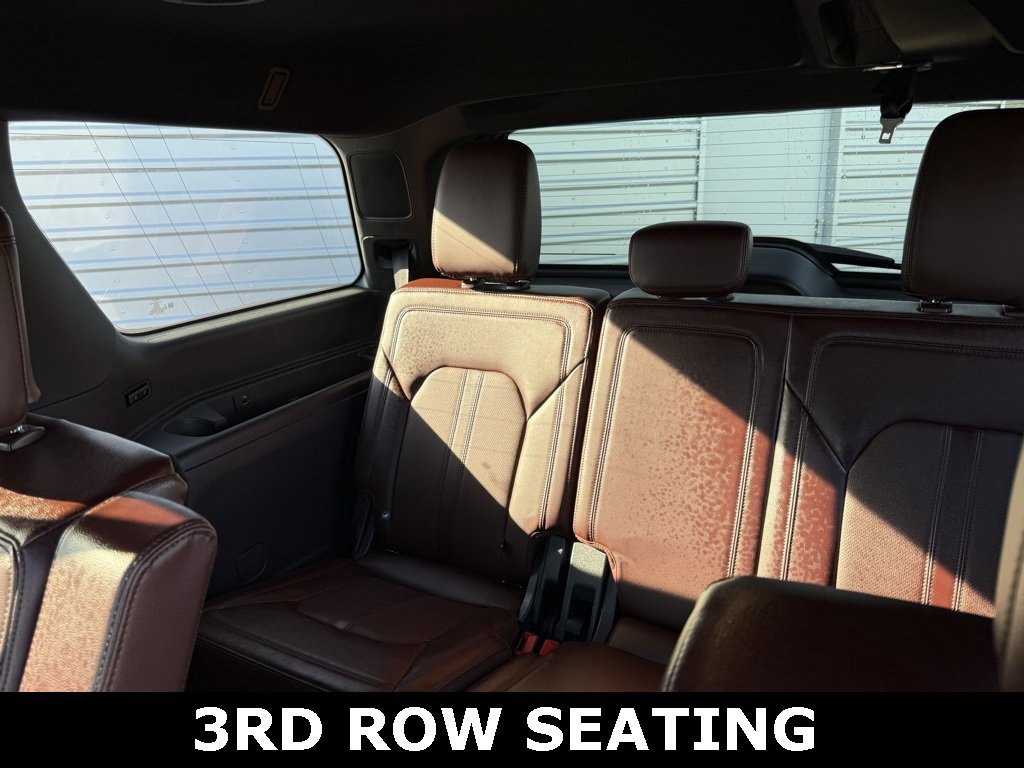 Used 2024 Ford Expedition Limited image 8