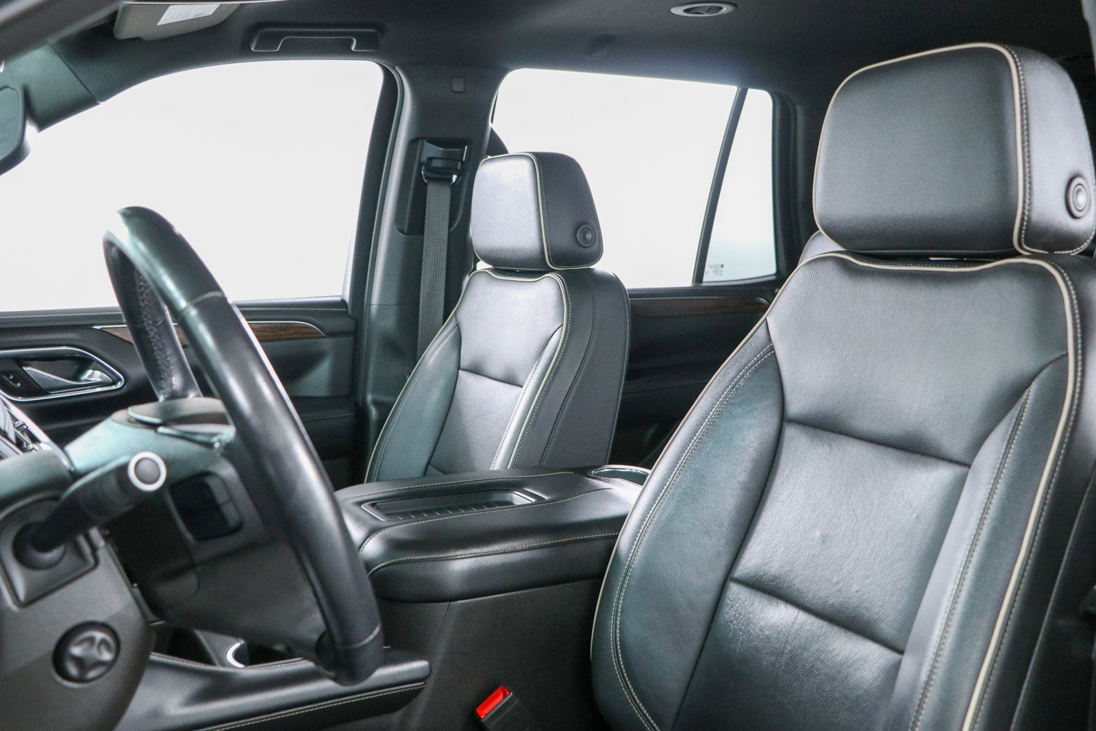 Used 2021 Chevrolet Tahoe Premier AWD/4WD image 26