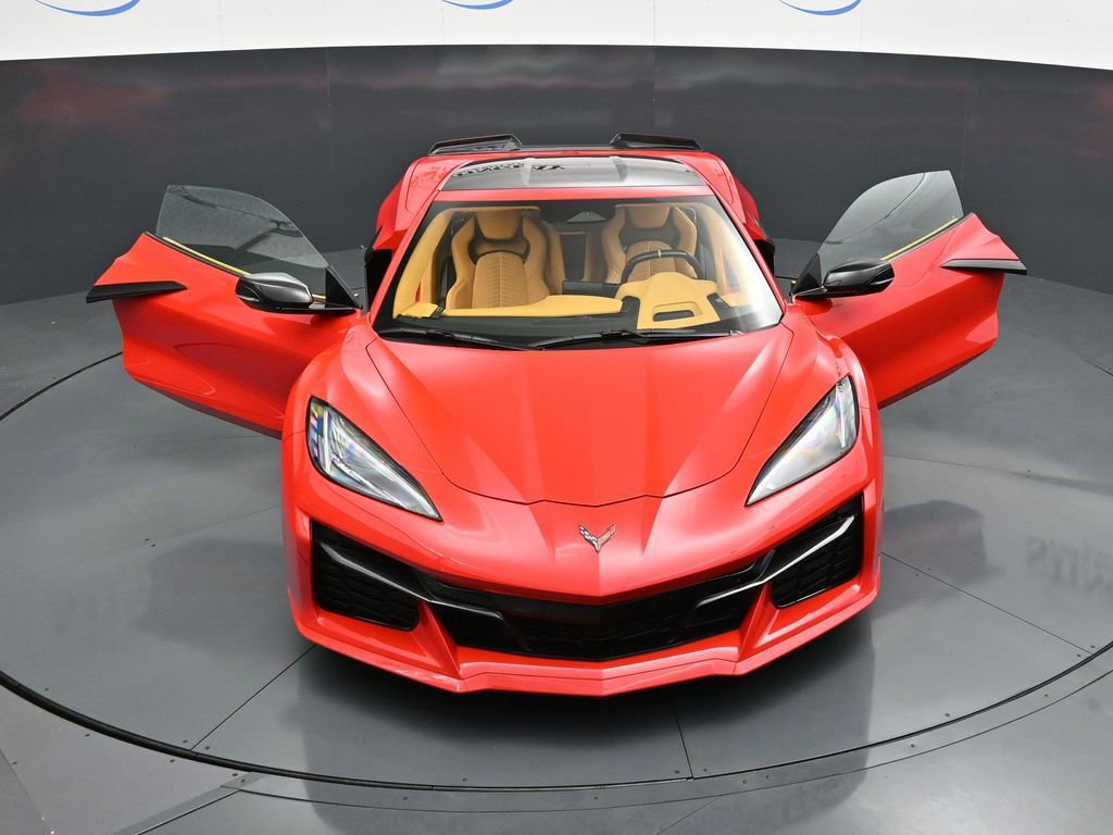 Used 2025 Chevrolet Corvette Z06 image 25