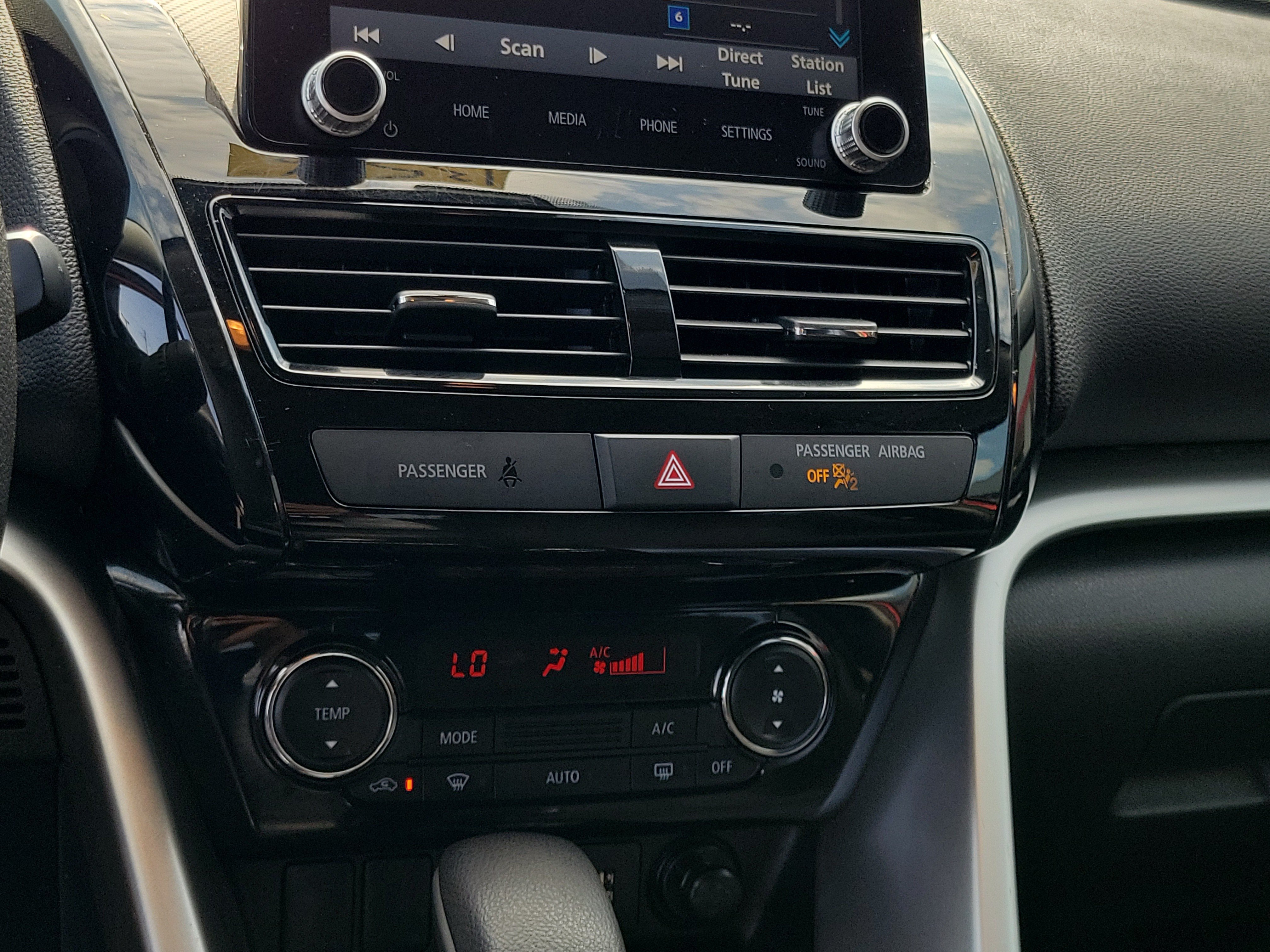 Used 2024 Mitsubishi Eclipse Cross LE AWD/4WD image 27