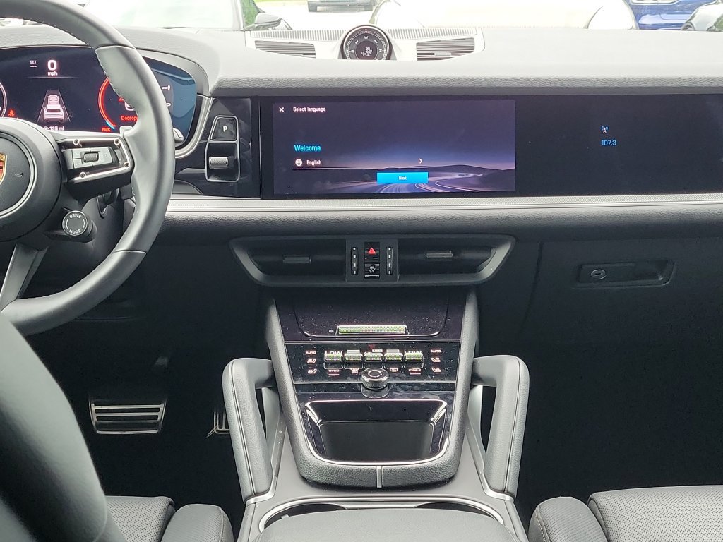 Certified 2026 Porsche Cayenne AWD/4WD image 22