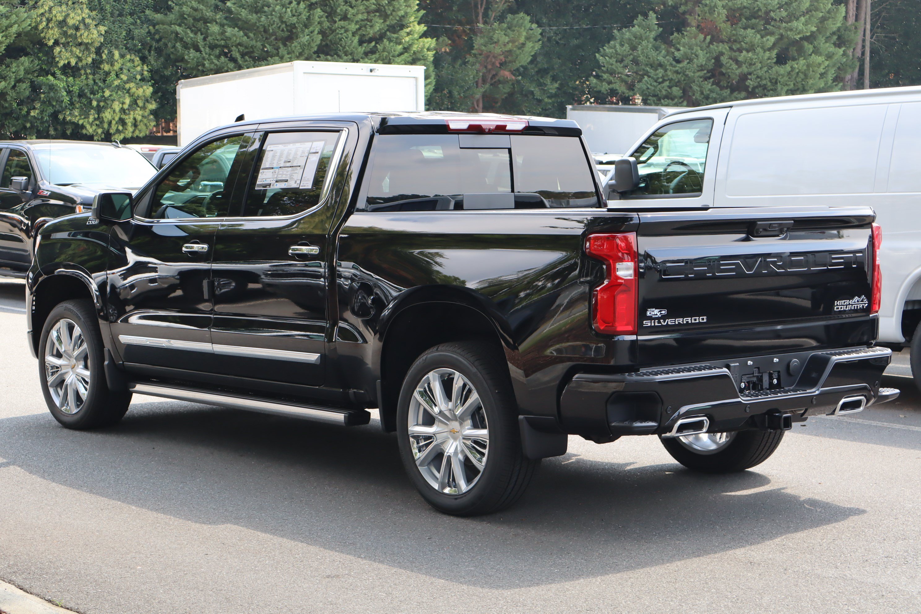 New 2026 Chevrolet Silverado 1500 High Country AWD/4WD image 7