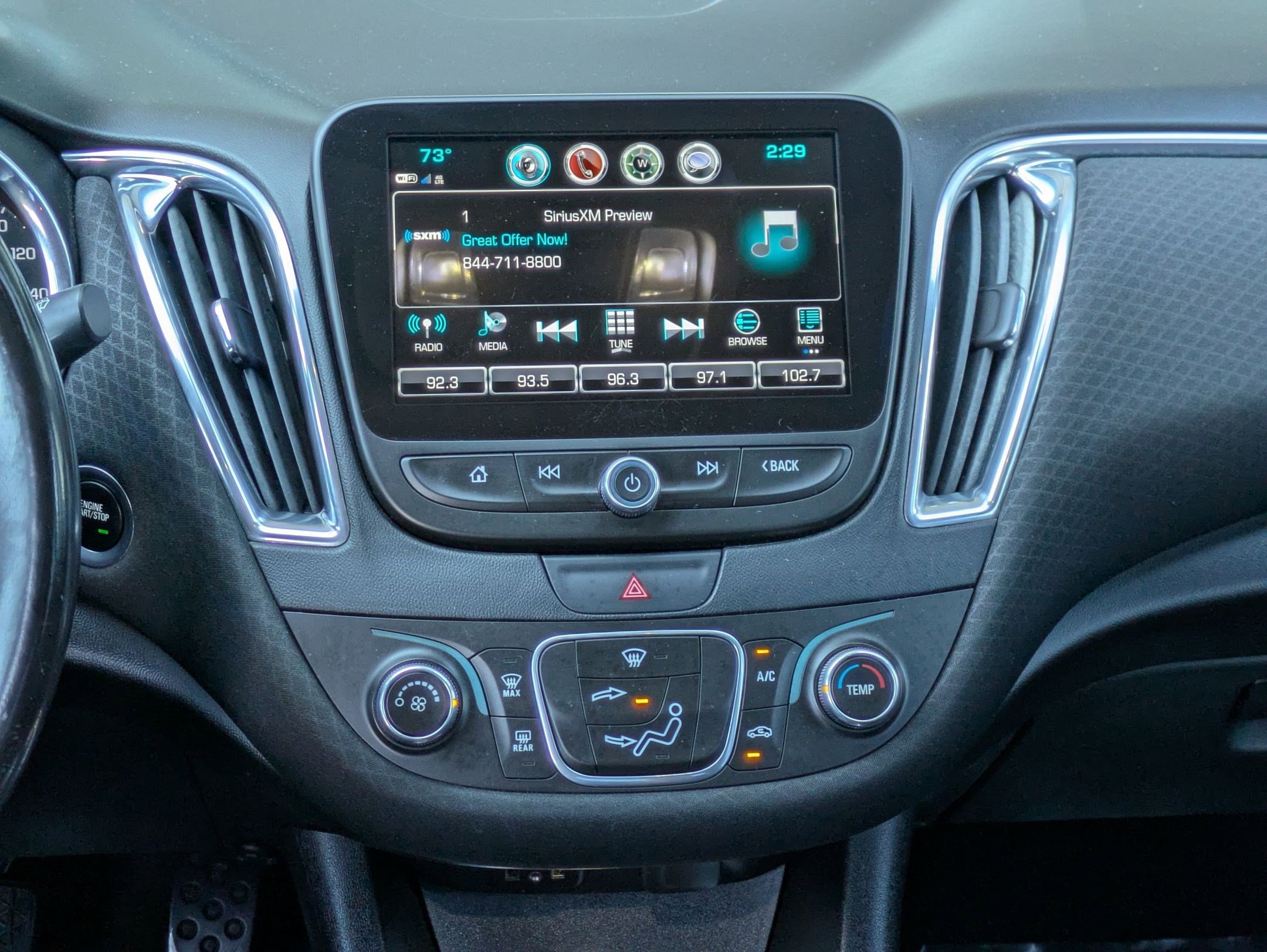 Used 2018 Chevrolet Malibu LT w/ Driver Confidence Package image 18