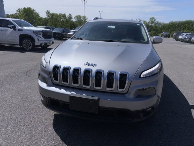 Used 2014 Jeep Cherokee Latitude AWD/4WD image 3