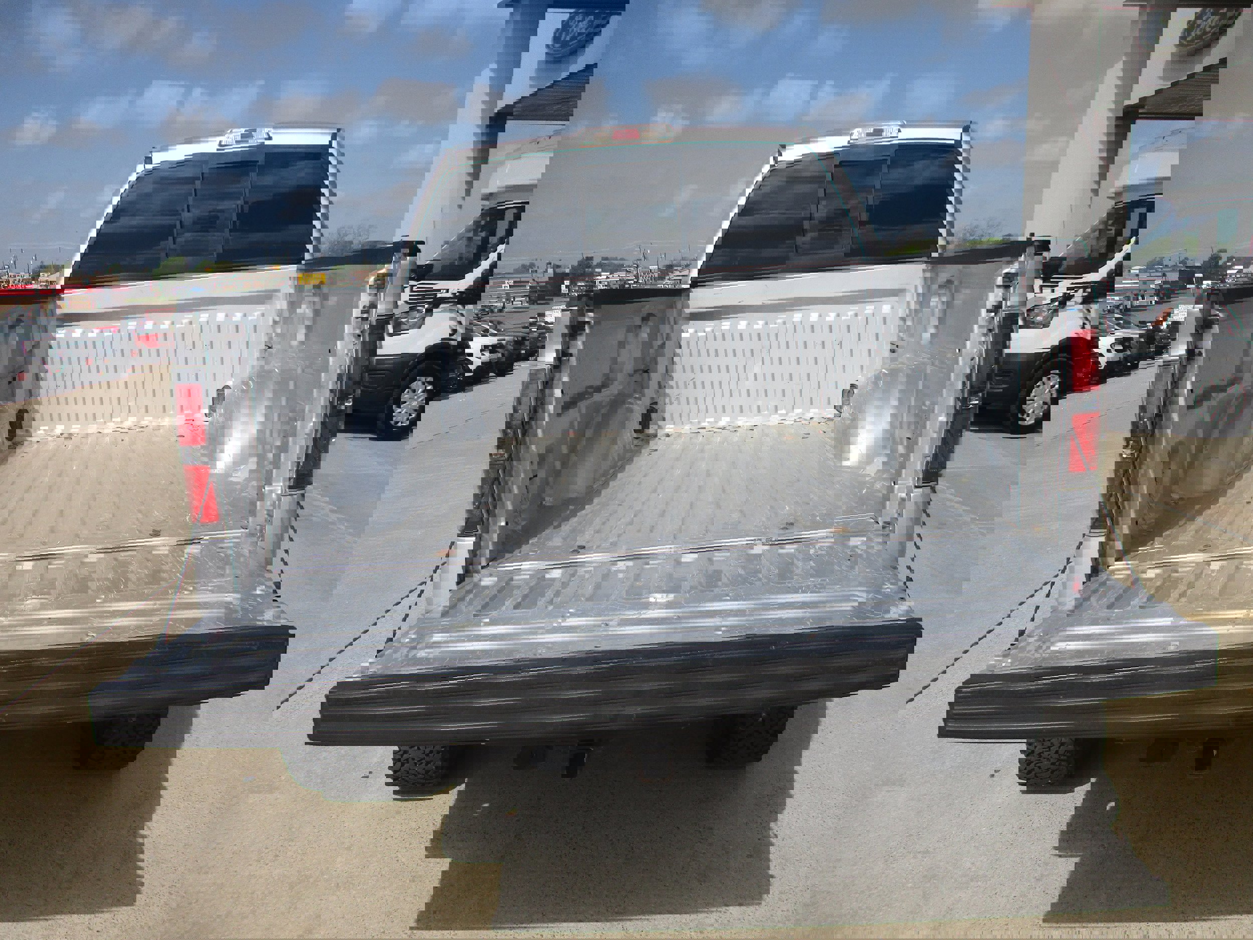 Used 2014 Ford F150 FX4 w/ Equipment Group 402A Luxury image 8