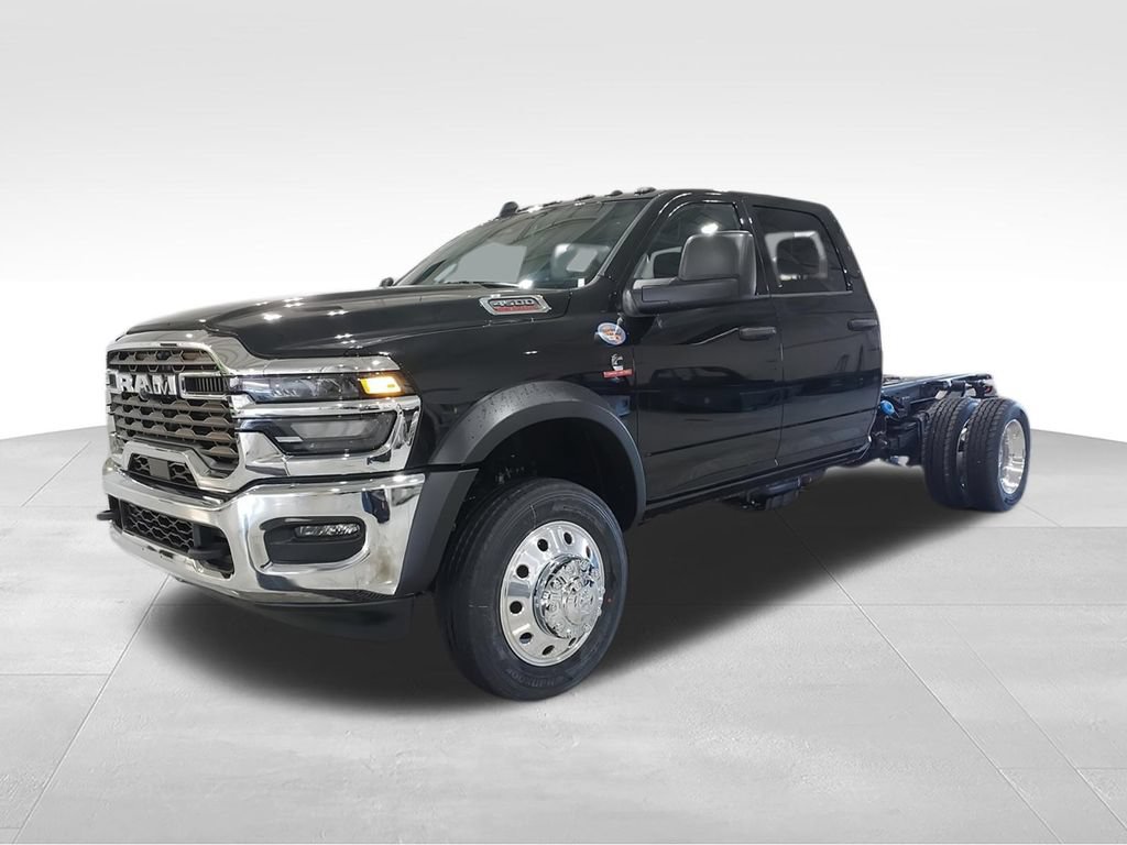 New 2026 RAM 4500 Tradesman w/ Chrome Appearance Group AWD/4WD image 4