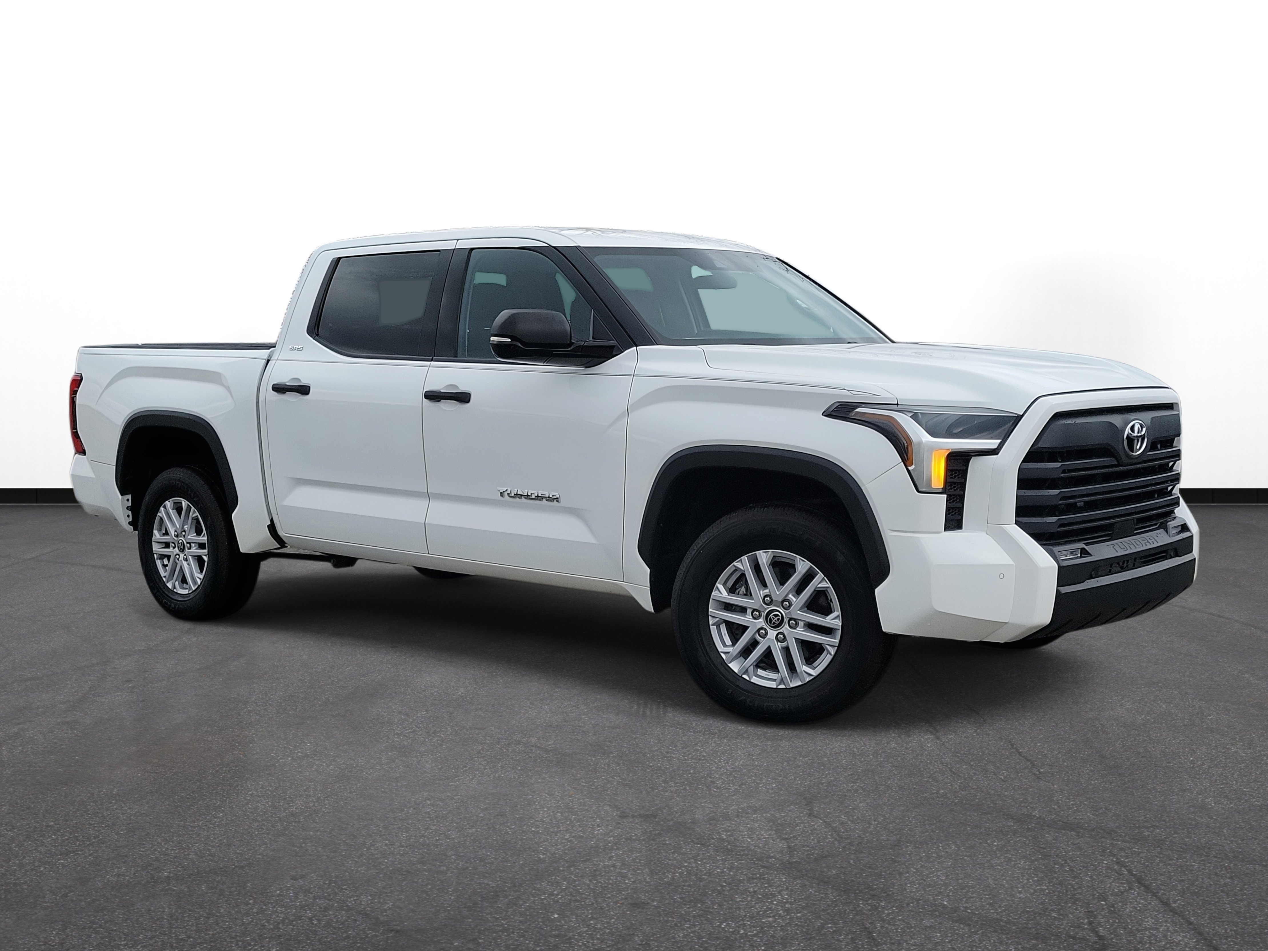 Used 2022 Toyota Tundra SR5 w/ SR5 Convenience Package