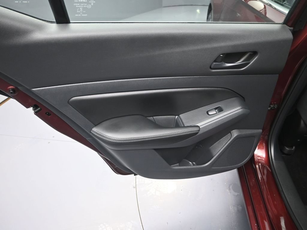 Used 2025 Nissan Altima 2.5 SV image 27