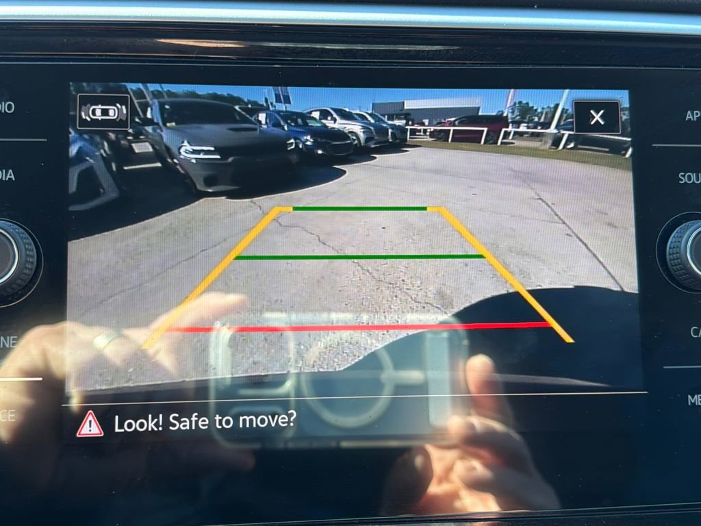 Used 2022 Volkswagen Atlas SE image 21